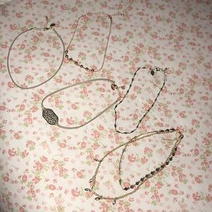 BUNDLE 5 delicate necklaces/chockers